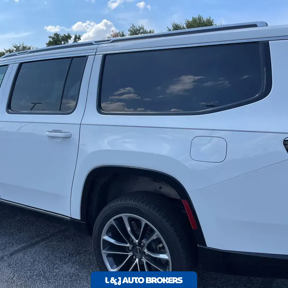 2024 Jeep Wagoneer L Series III