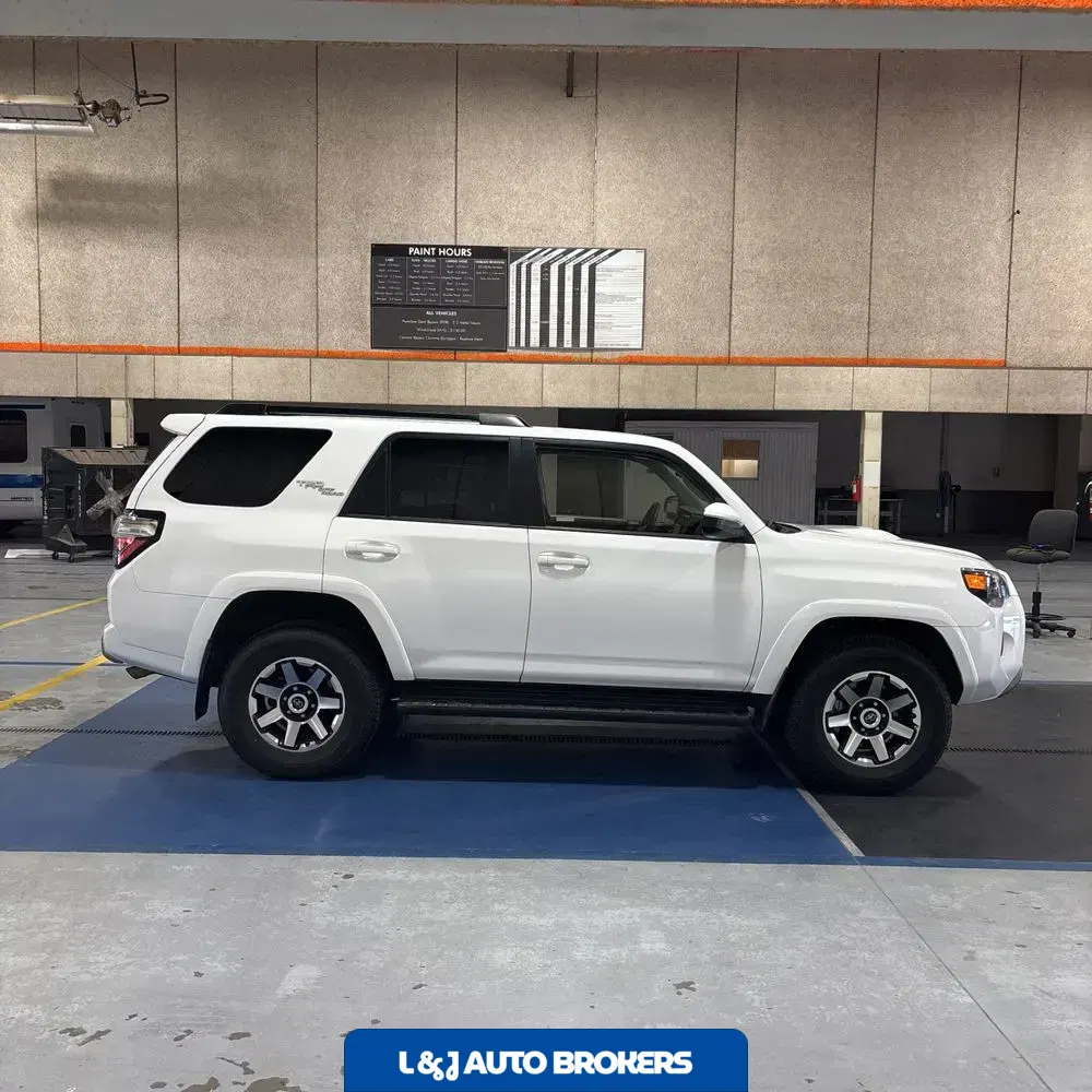 2023 Toyota 4Runner TRD Off-Road