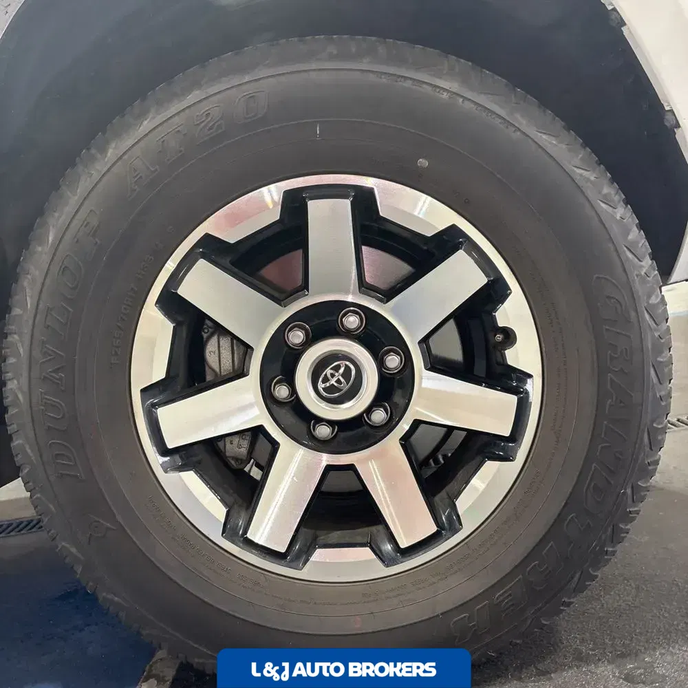 2023 Toyota 4Runner TRD Off-Road