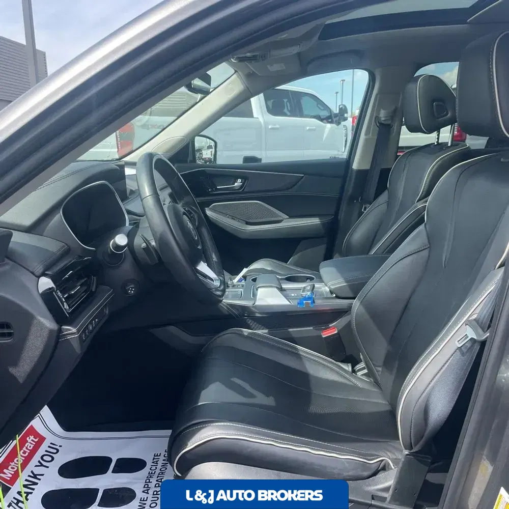 2024 Acura MDX SH-AWD w/Advance