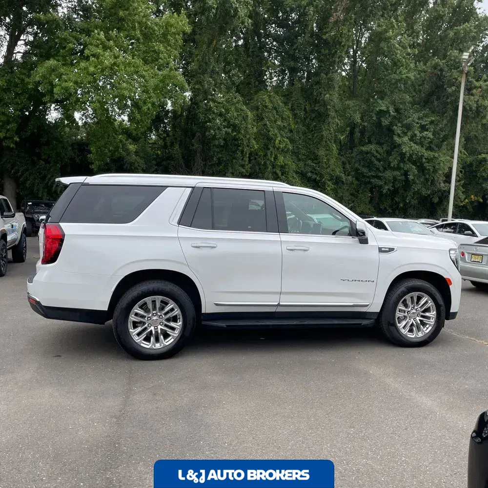2021 GMC Yukon SLT