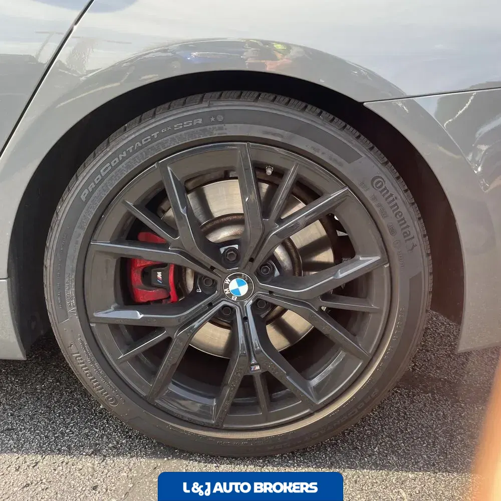 2022 BMW 5-Series M550xi