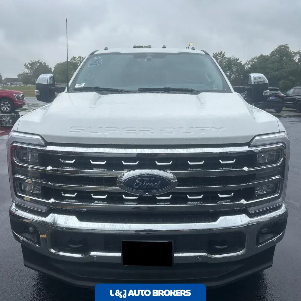 2025 Ford F-350 Super Duty Lariat