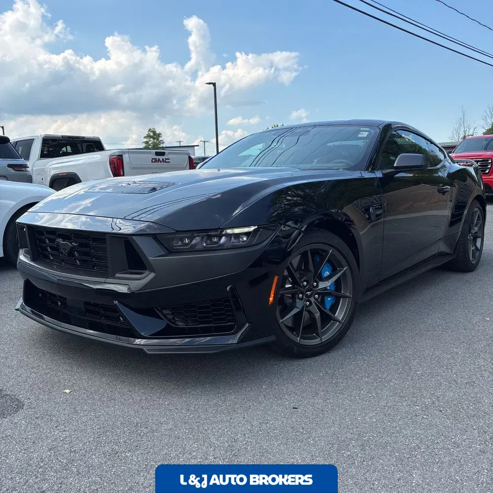 2024 Ford Mustang Dark Horse