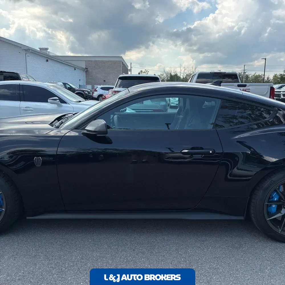 2024 Ford Mustang Dark Horse