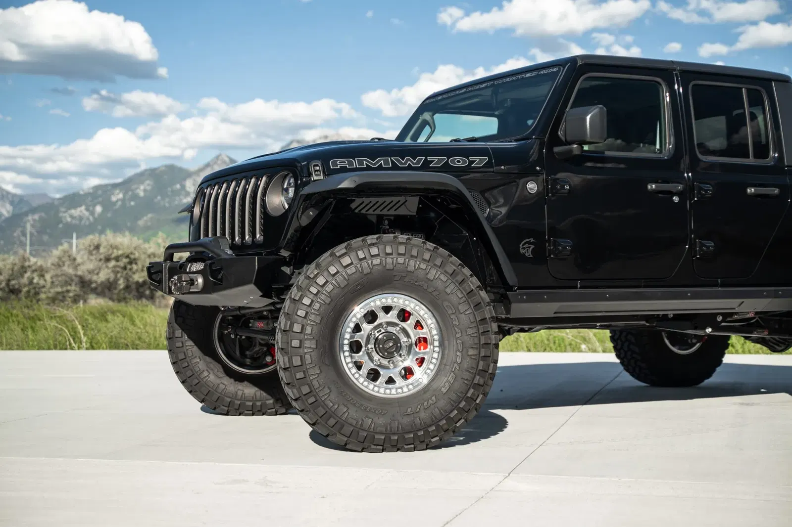 Hellcat-Powered 2023 Jeep Gladiator Rubicon by America’s Most Wanted 4×4