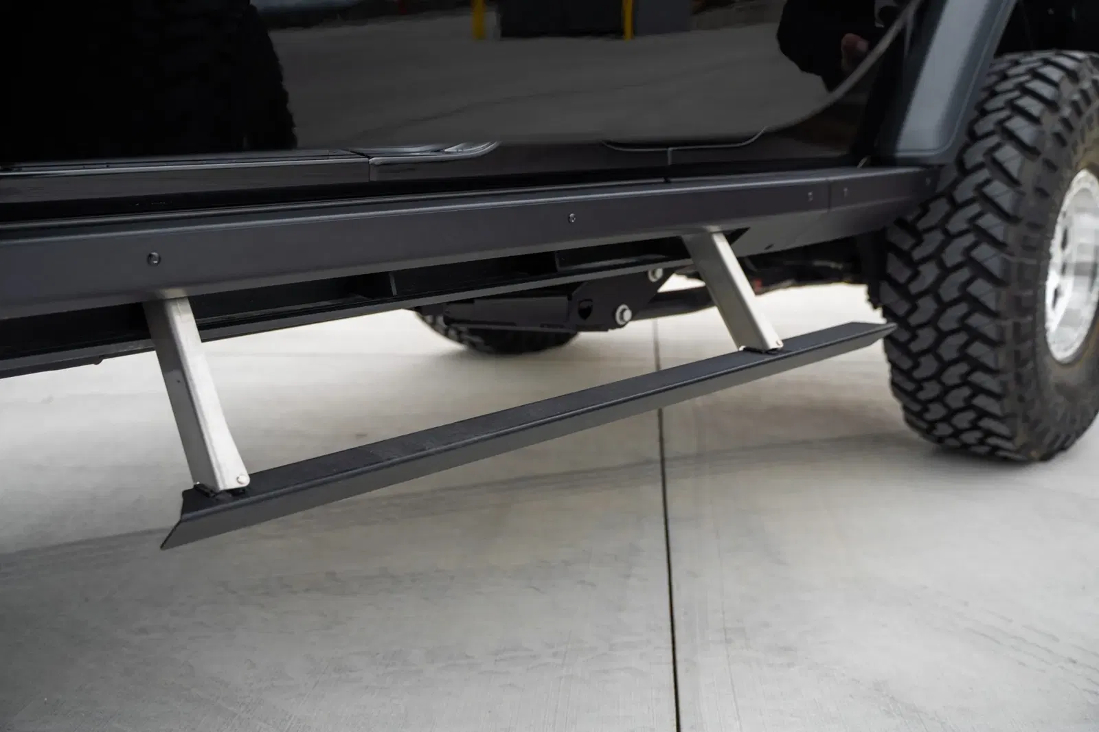 Hellcat-Powered 2023 Jeep Gladiator Rubicon by America’s Most Wanted 4×4
