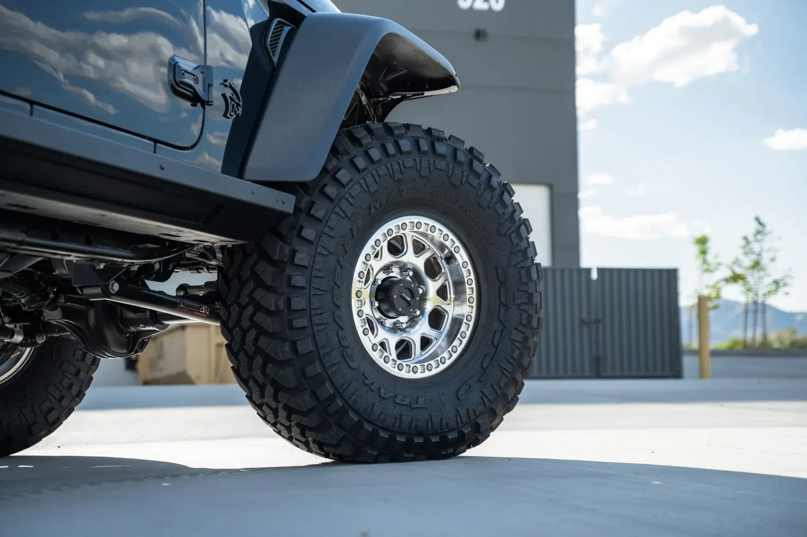 Hellcat-Powered 2023 Jeep Gladiator Rubicon by America’s Most Wanted 4×4