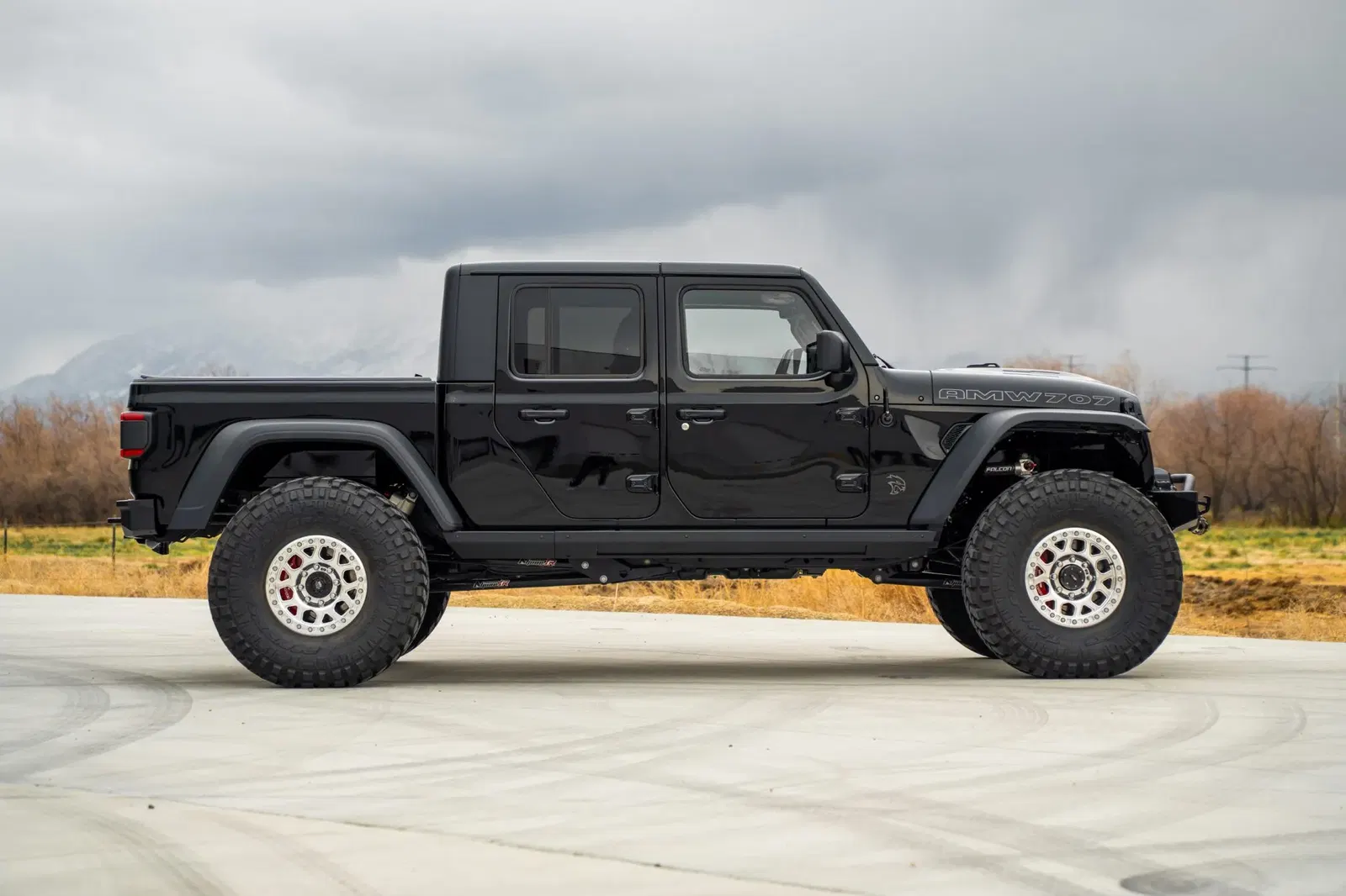 Hellcat-Powered 2023 Jeep Gladiator Rubicon by America’s Most Wanted 4×4