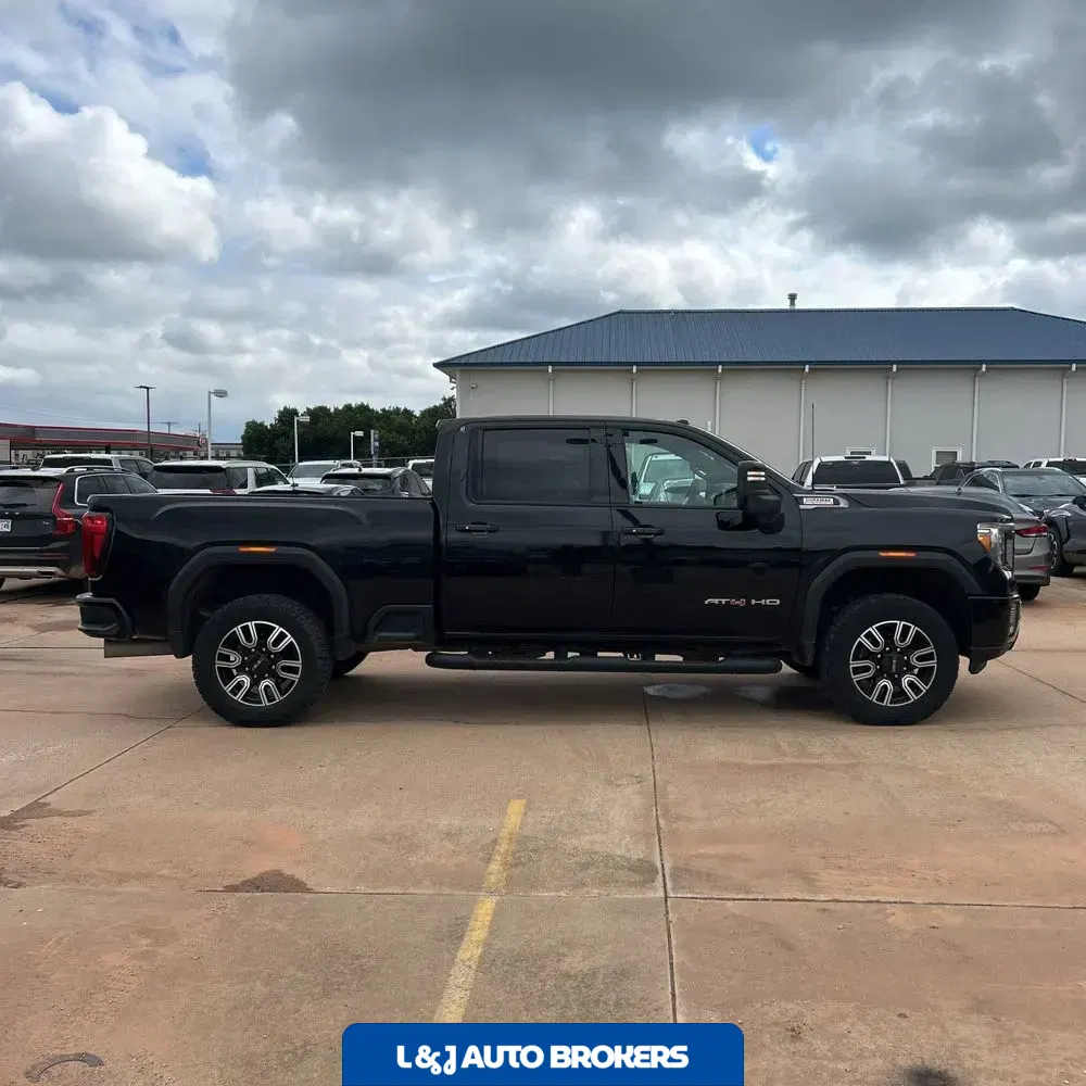 2022 GMC Sierra 2500HD AT4