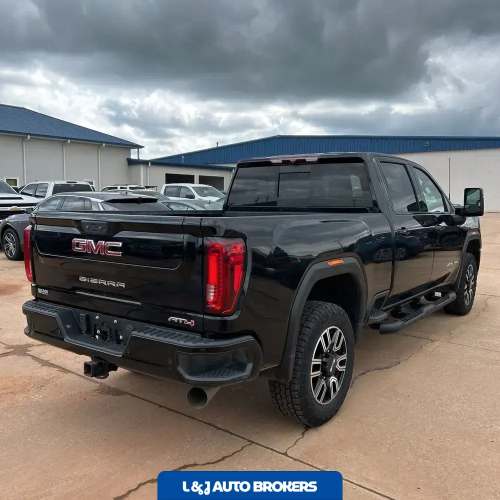 2022 GMC Sierra 2500HD AT4