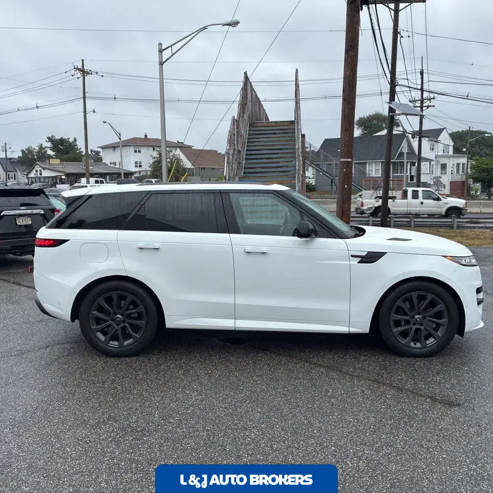 2024 Land Rover Range Rover Sport Dynamic SE P400