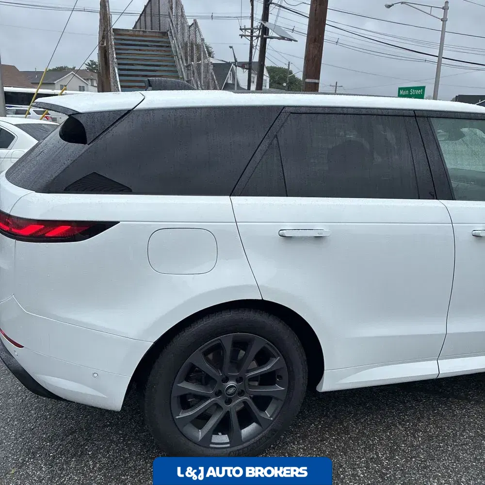 2024 Land Rover Range Rover Sport Dynamic SE P400