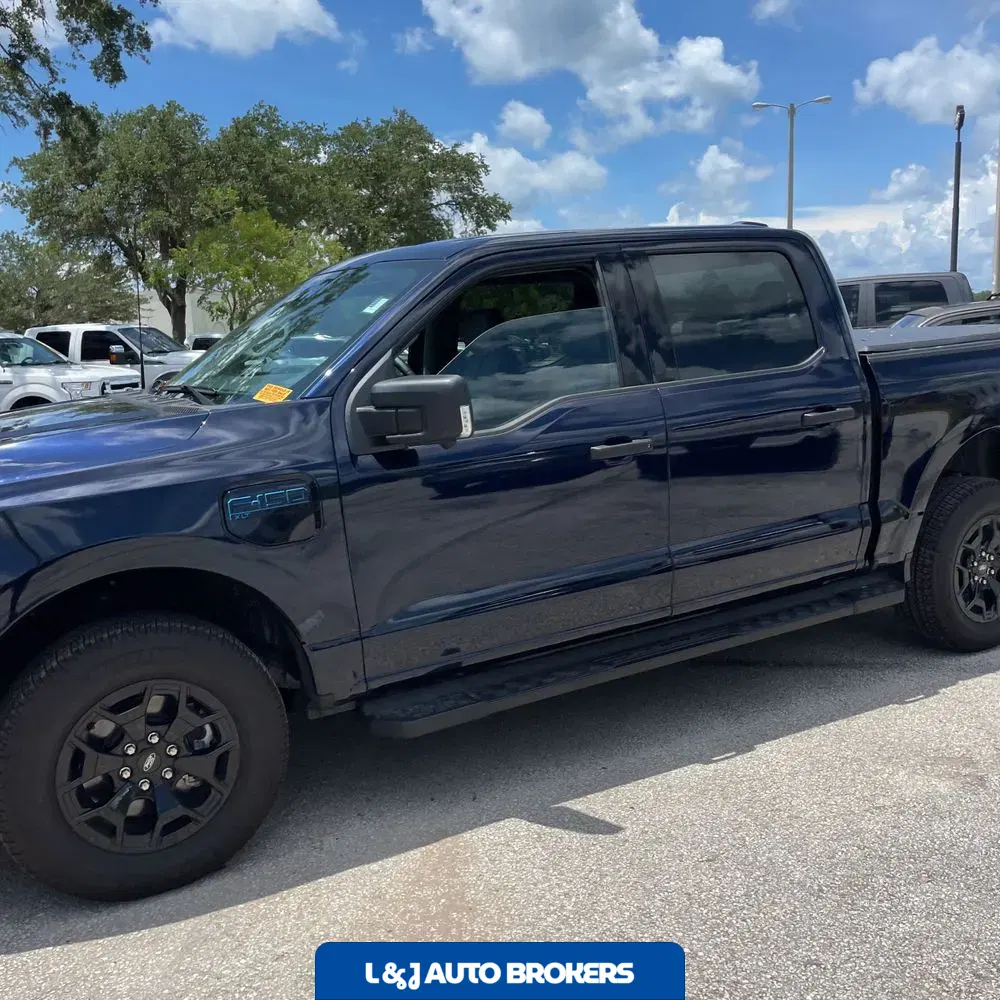 2025 Ford F-150 Lightning XLT
