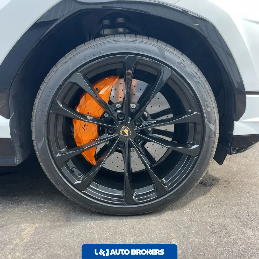 2023 Lamborghini Urus S