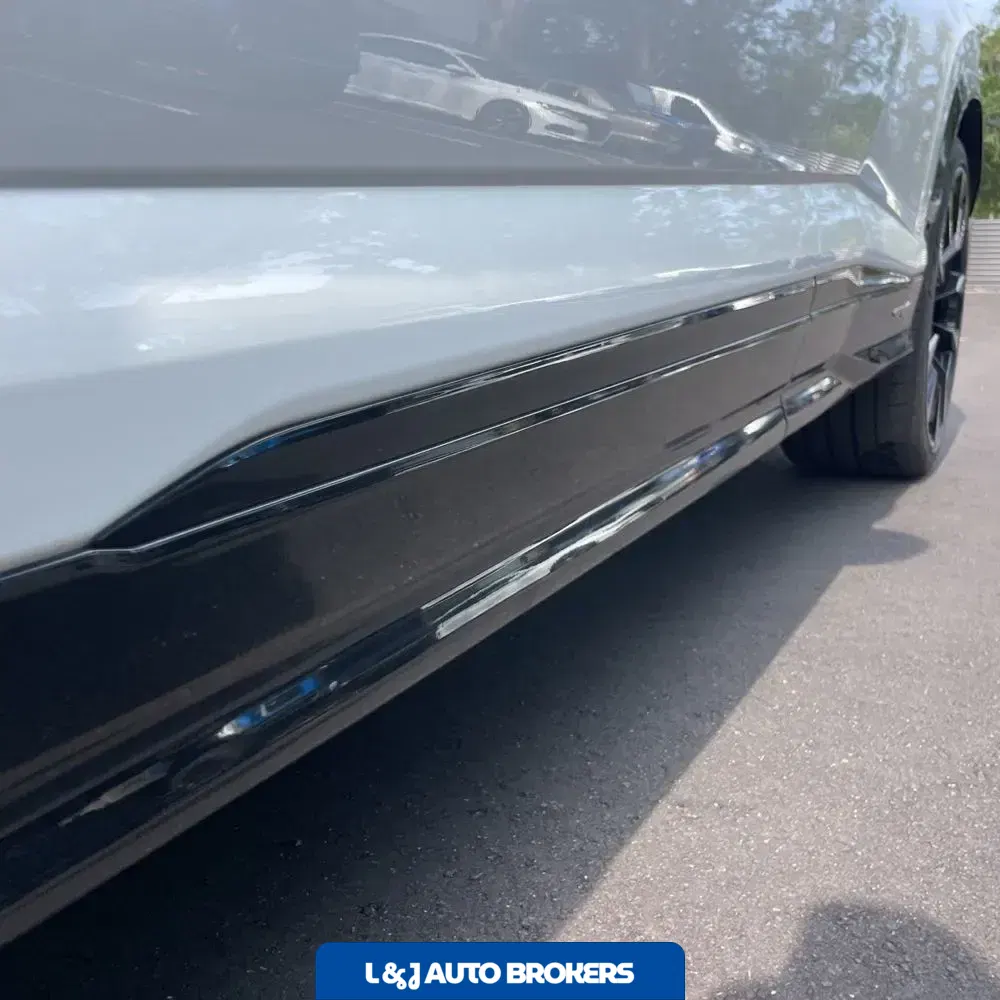 2023 Lamborghini Urus S