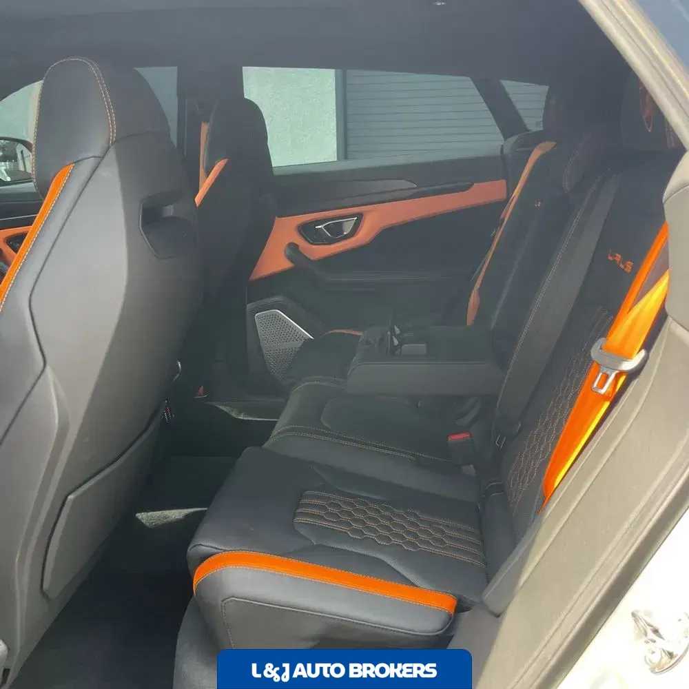 2023 Lamborghini Urus S