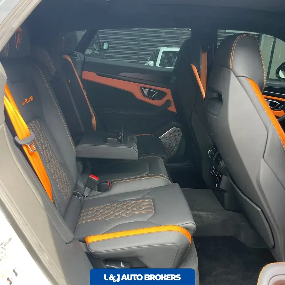 2023 Lamborghini Urus S