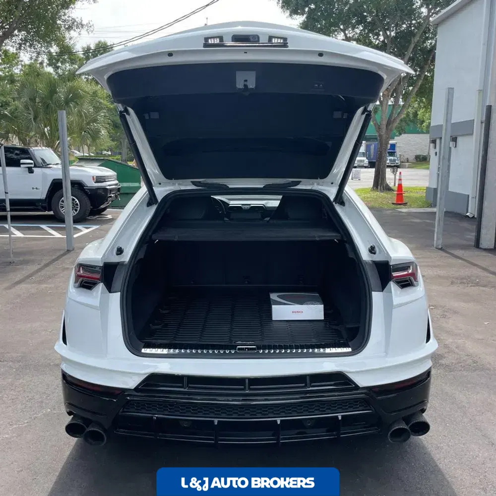 2023 Lamborghini Urus S