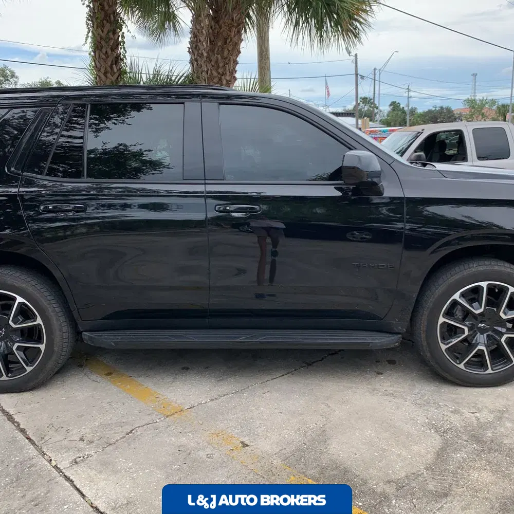 2021 Chevrolet Tahoe RST