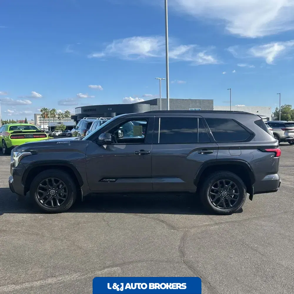 2023 Toyota Sequoia Platinum