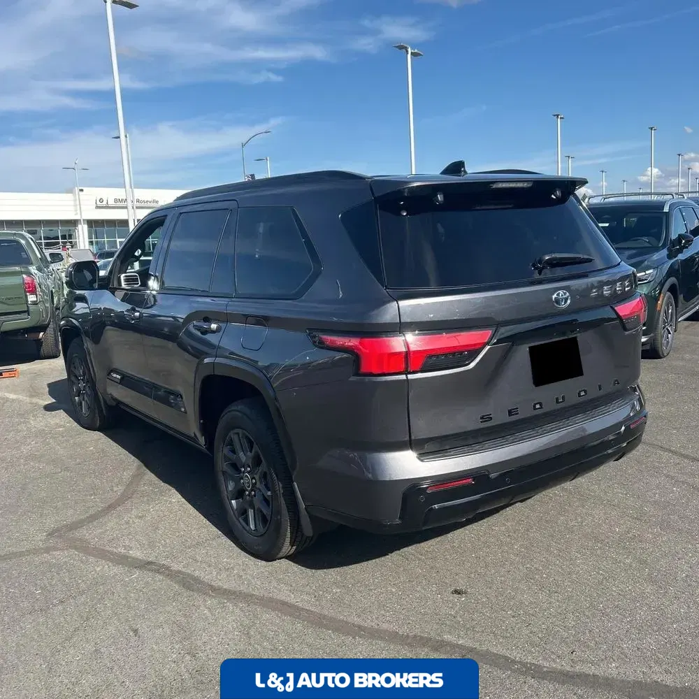 2023 Toyota Sequoia Platinum