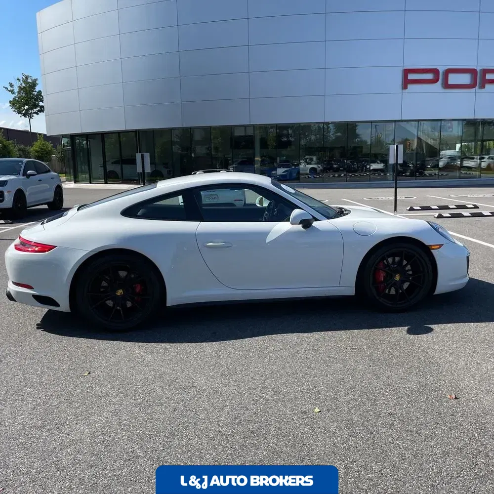 2019 Porsche 911 Carrera 4S