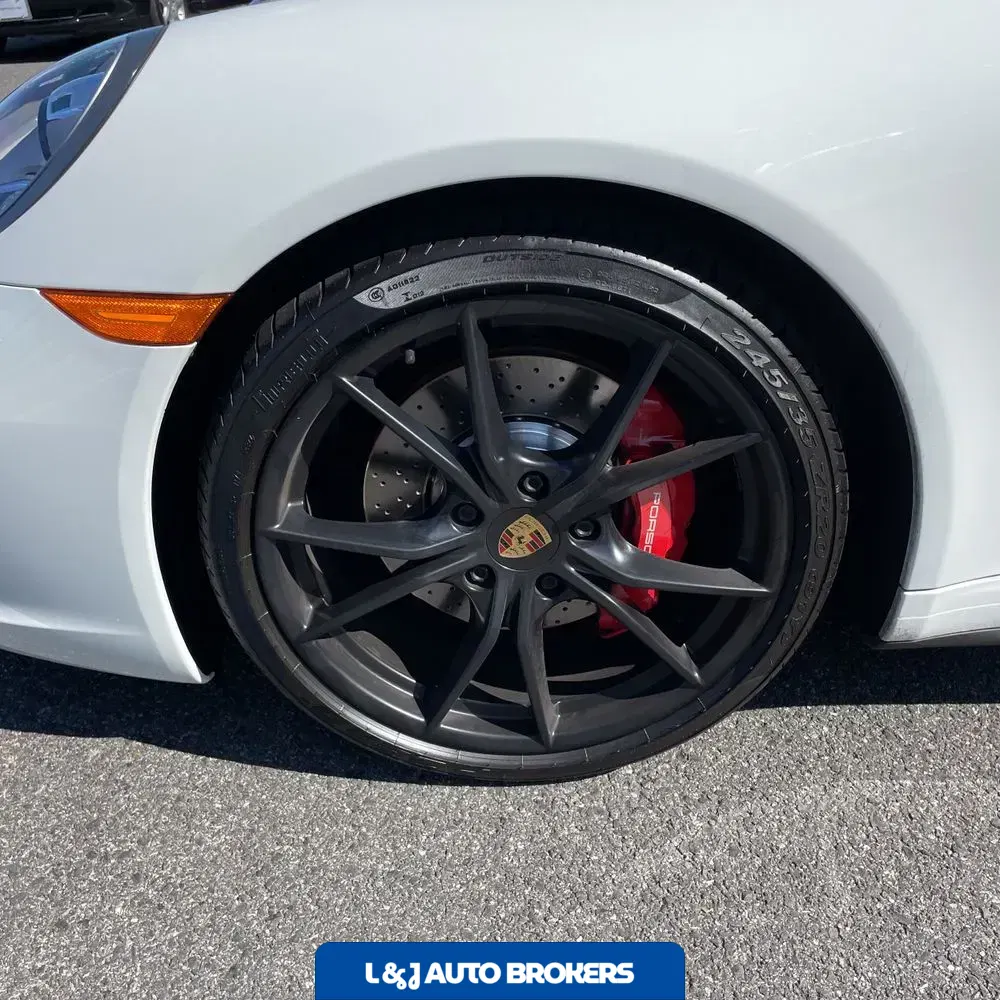 2019 Porsche 911 Carrera 4S