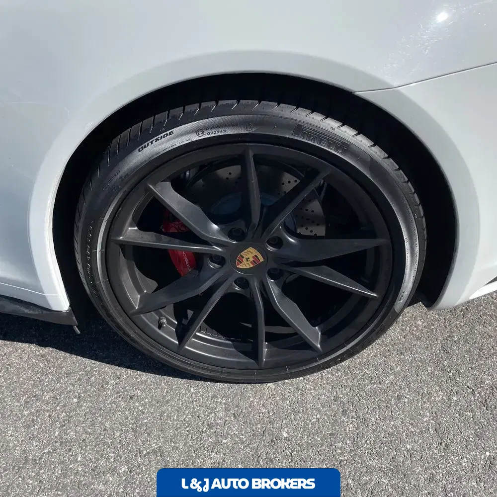 2019 Porsche 911 Carrera 4S