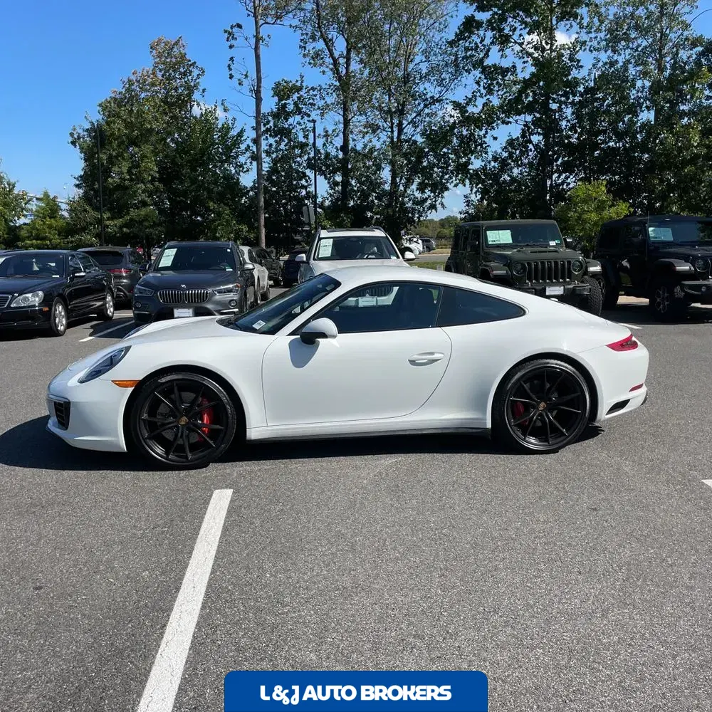 2019 Porsche 911 Carrera 4S