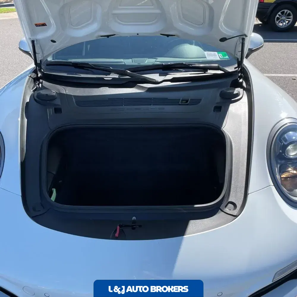 2019 Porsche 911 Carrera 4S