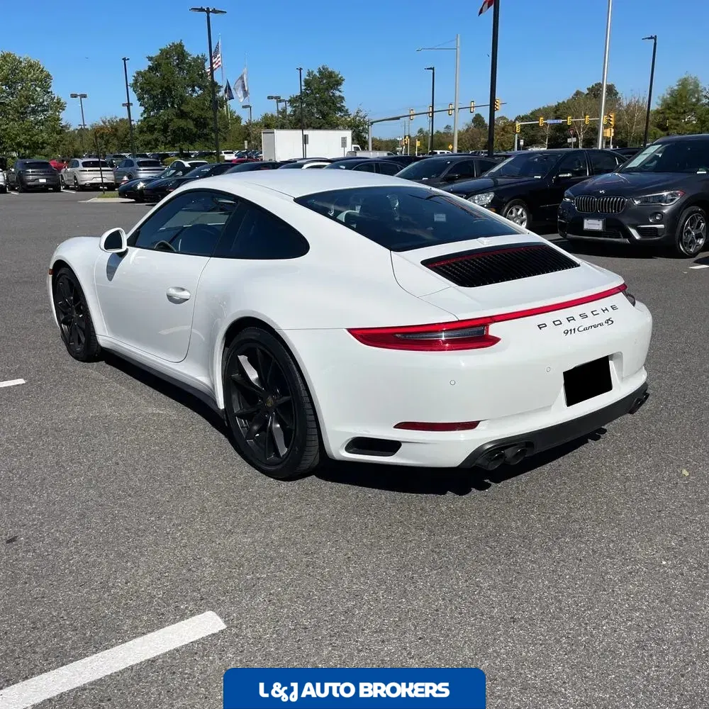 2019 Porsche 911 Carrera 4S