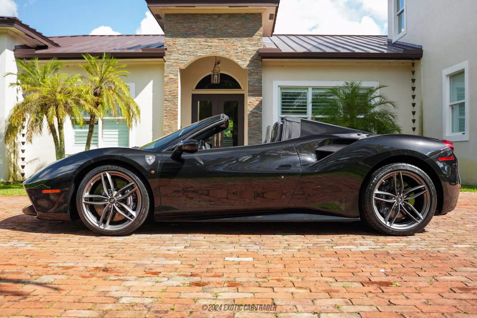 2018 Ferrari 488 Spider Spider