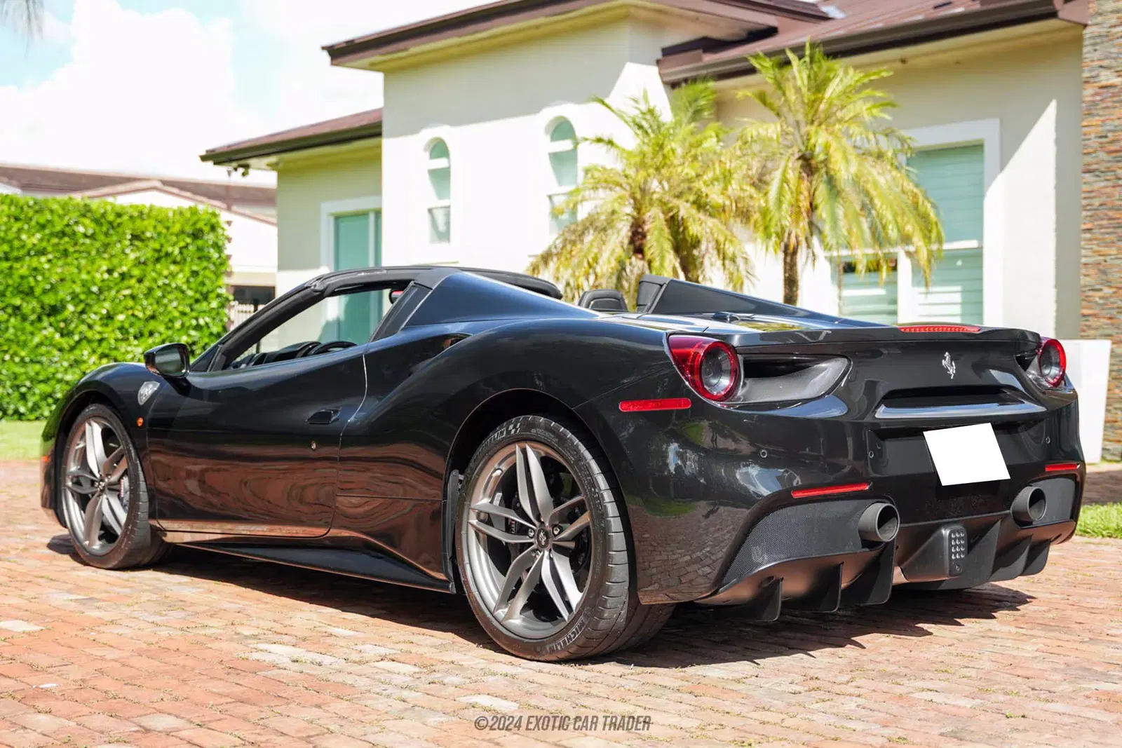 2018 Ferrari 488 Spider Spider