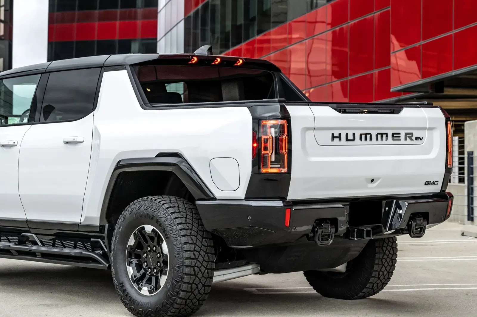 2022 GMC Hummer EV Pickup Edition 1
