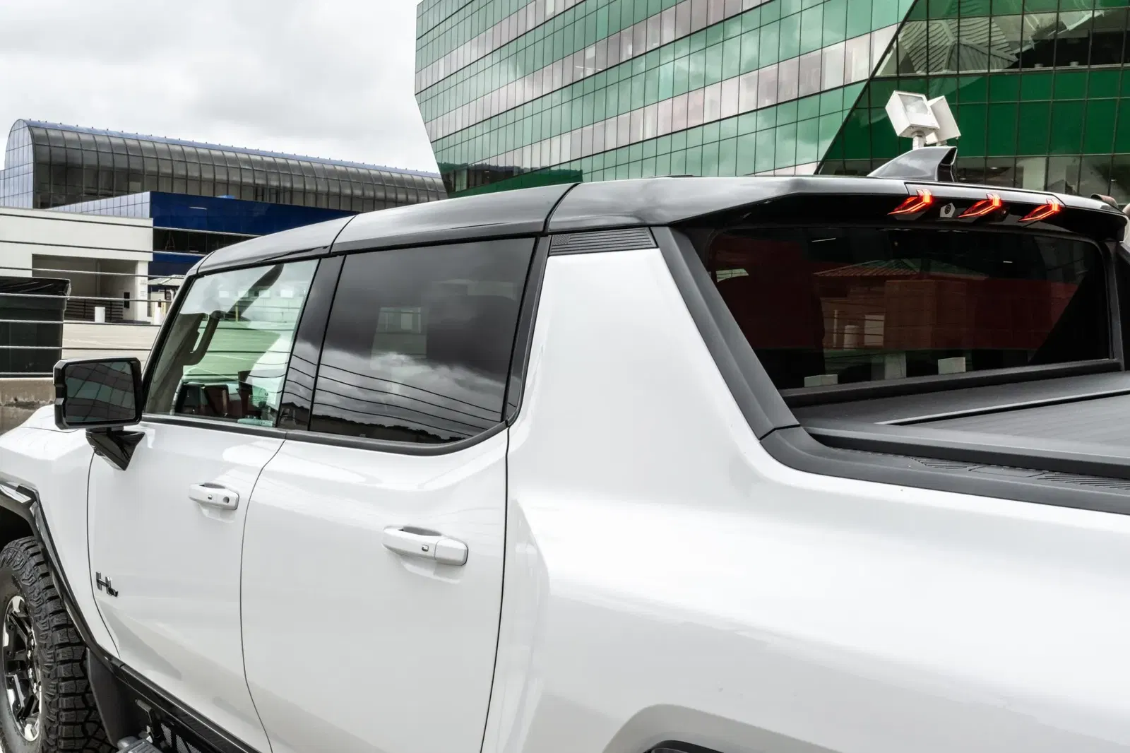 2022 GMC Hummer EV Pickup Edition 1