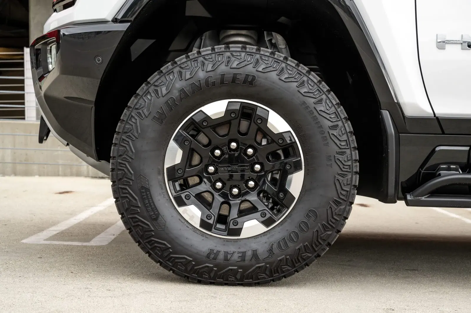 2022 GMC Hummer EV Pickup Edition 1