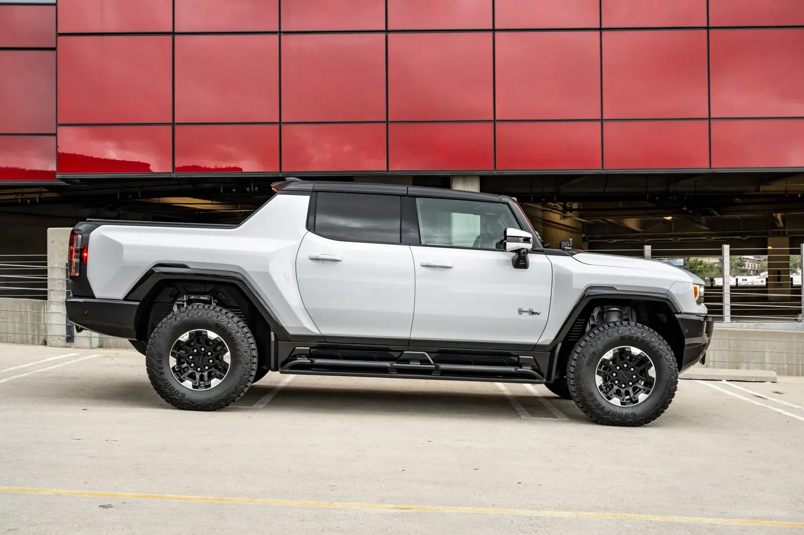 2022 GMC Hummer EV Pickup Edition 1