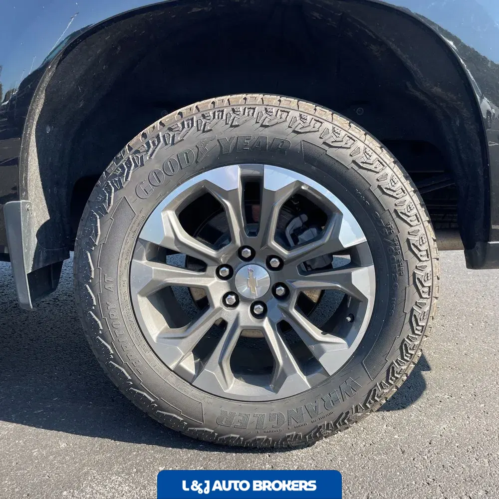 2023 Chevrolet Silverado 1500 High Country