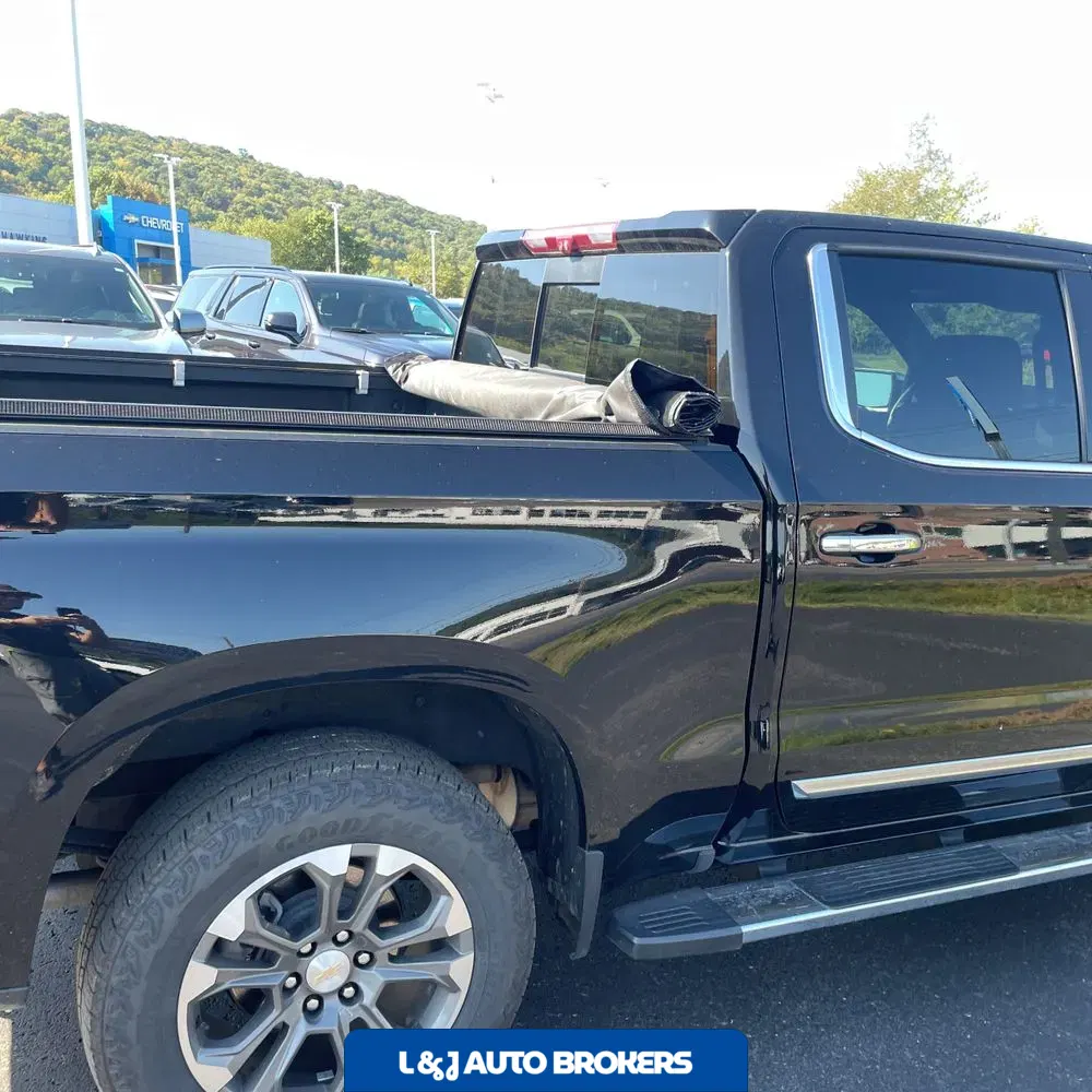 2023 Chevrolet Silverado 1500 High Country
