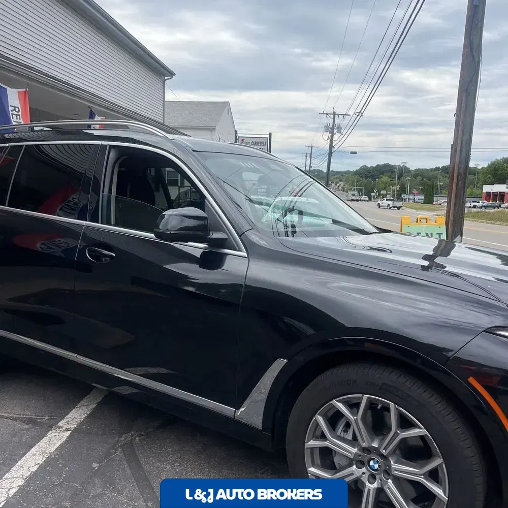 2025 BMW X7 XDrive40i