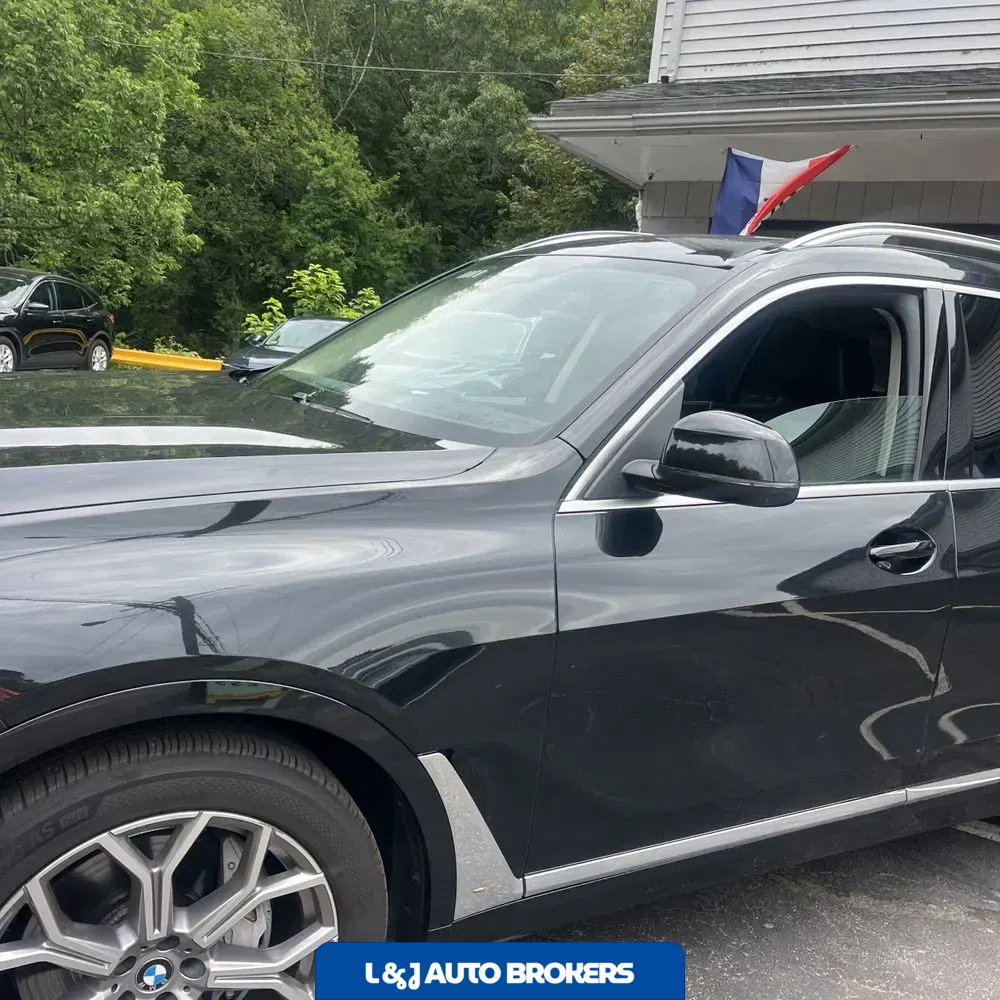 2025 BMW X7 XDrive40i
