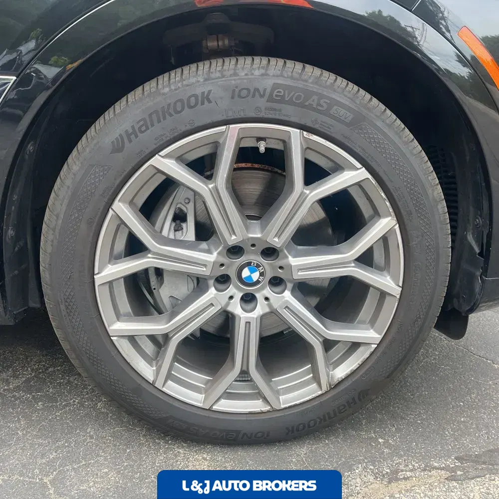 2025 BMW X7 XDrive40i