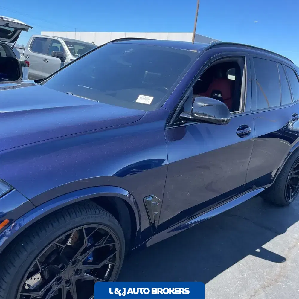 2022 BMW X5 M