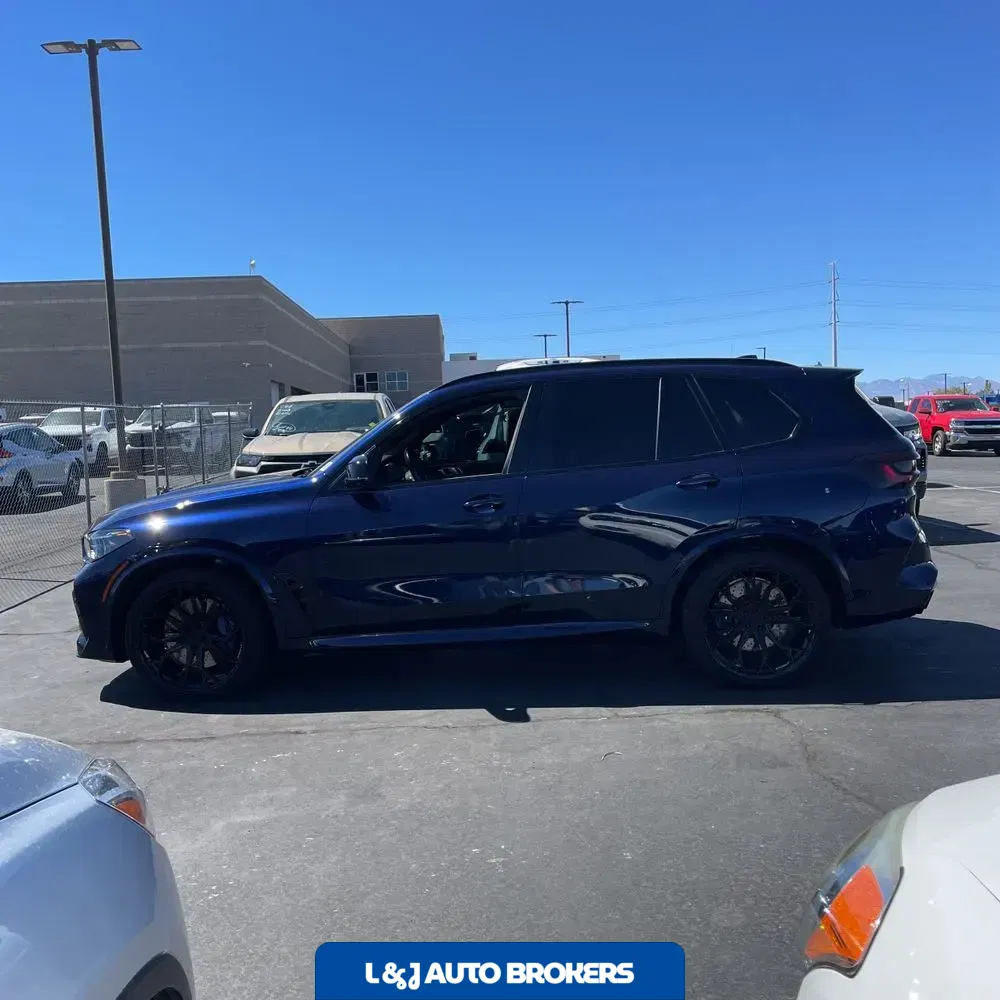 2022 BMW X5 M