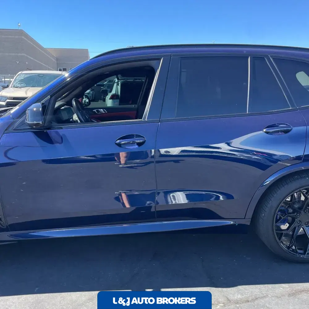 2022 BMW X5 M