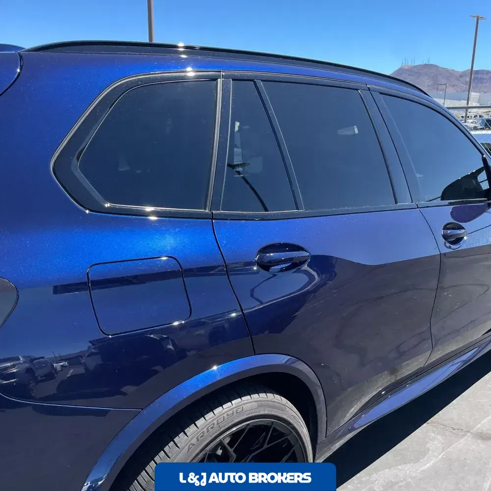 2022 BMW X5 M