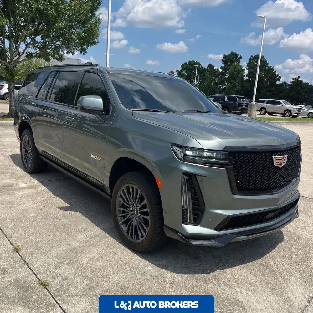 2023 Cadillac Escalade-V ESV Base