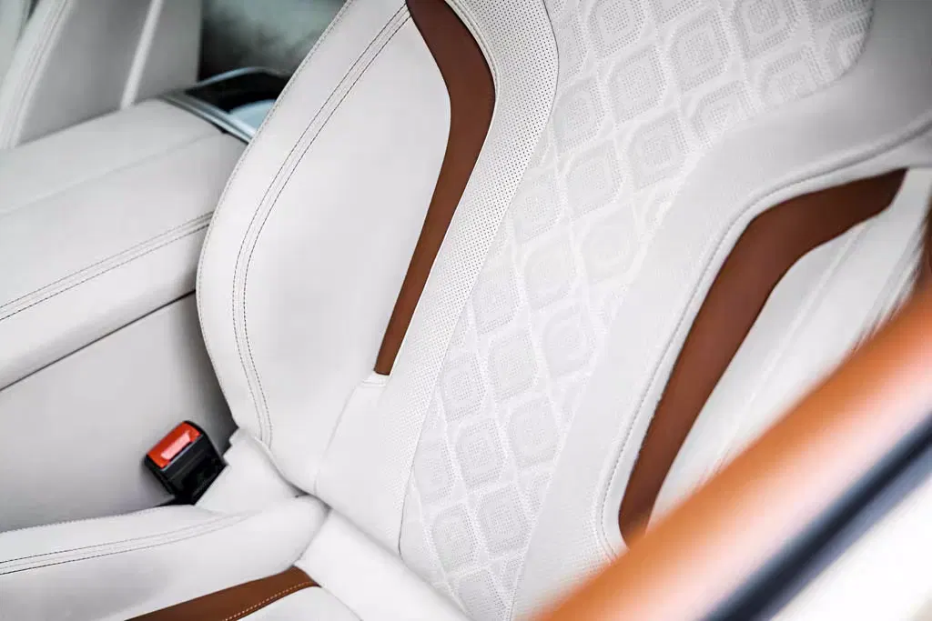 2020 BMW M8 First Edition 1/400