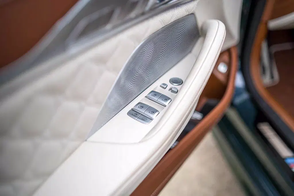 2020 BMW M8 First Edition 1/400